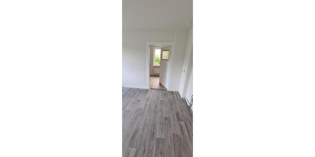 Hochparterre Großschönau - 3 Zimmer, 70 m&sup2;, 380&euro; | Angebot:26069207