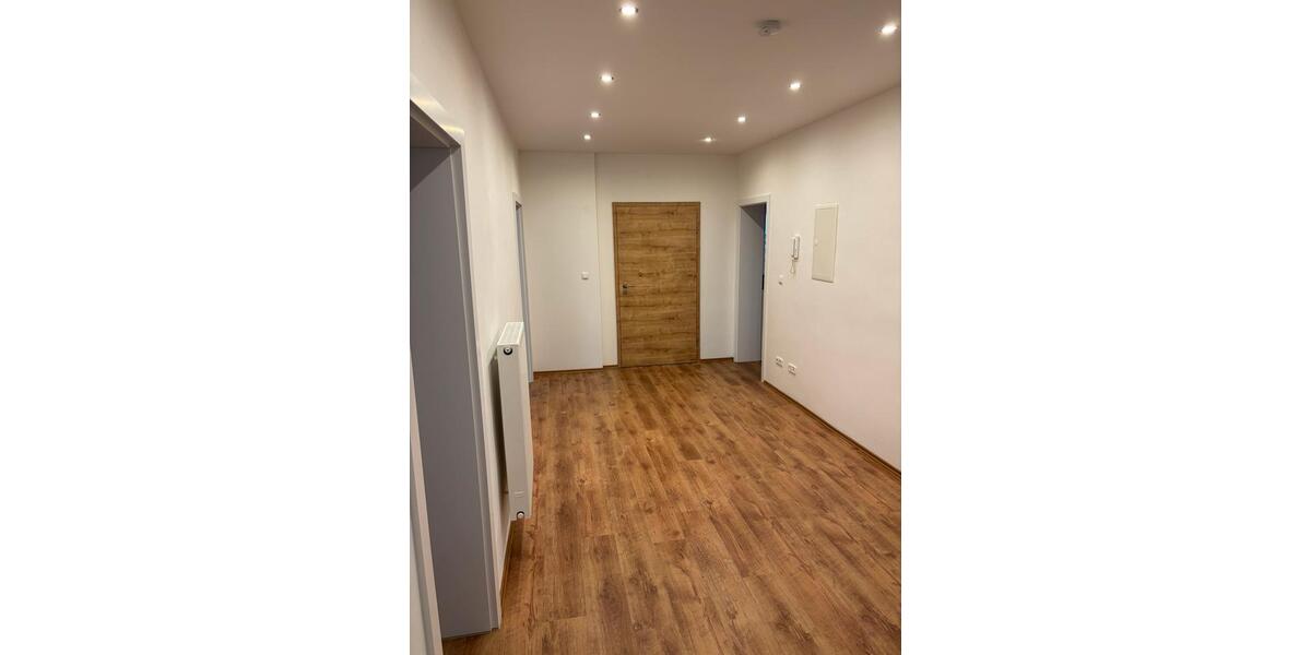 Erdgeschoßwohnung Furth im Wald - 5 Zimmer, 125 m&sup2;, 650&euro; | Angebot:25804182