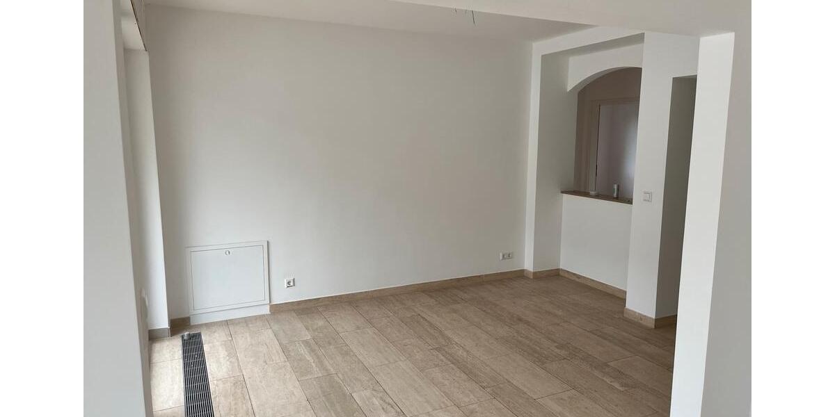Etagenwohnung Langenargen - 3.5 Zimmer, 104 m&sup2;, 1.450&euro; | Angebot:25831214