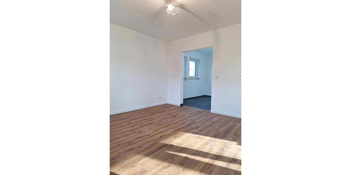 Große lichtdurchflutete Mietwohnung 4 zimmer