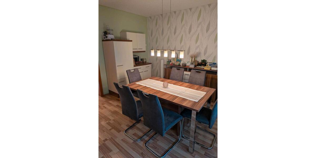 Erdgeschoßwohnung Püttlingen - 2 Zimmer, 70 m&sup2;, 835&euro; | Angebot:26428829