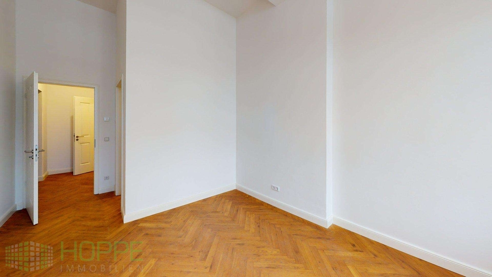 Schloss Siethen - Repräsentative Büro-, Kanzlei- oder Praxisräume in Seenähe - Gewerbeobjekt Ludwigsfelde Brandenburg - Potsdam-Mittelmark | Angebot:24611321