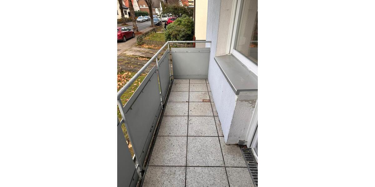 NEU renovierte 1 Zimmer Wohnung mit Balkon in BI Brackwede 1 zimmer