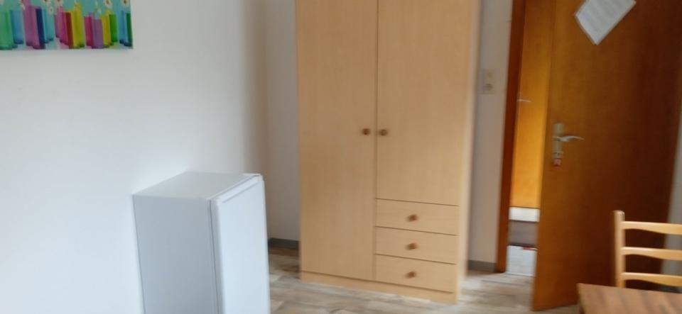 Wohnen auf Zeit Mehren - 1 Zimmer, 15 m&sup2;, 460&euro; | Angebot:25981896