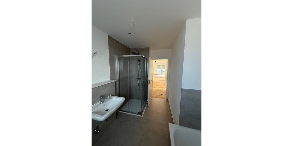 Erdgeschoßwohnung Crailsheim - 3 Zimmer, 102 m&sup2;, 1.260&euro; | Angebot:25421002