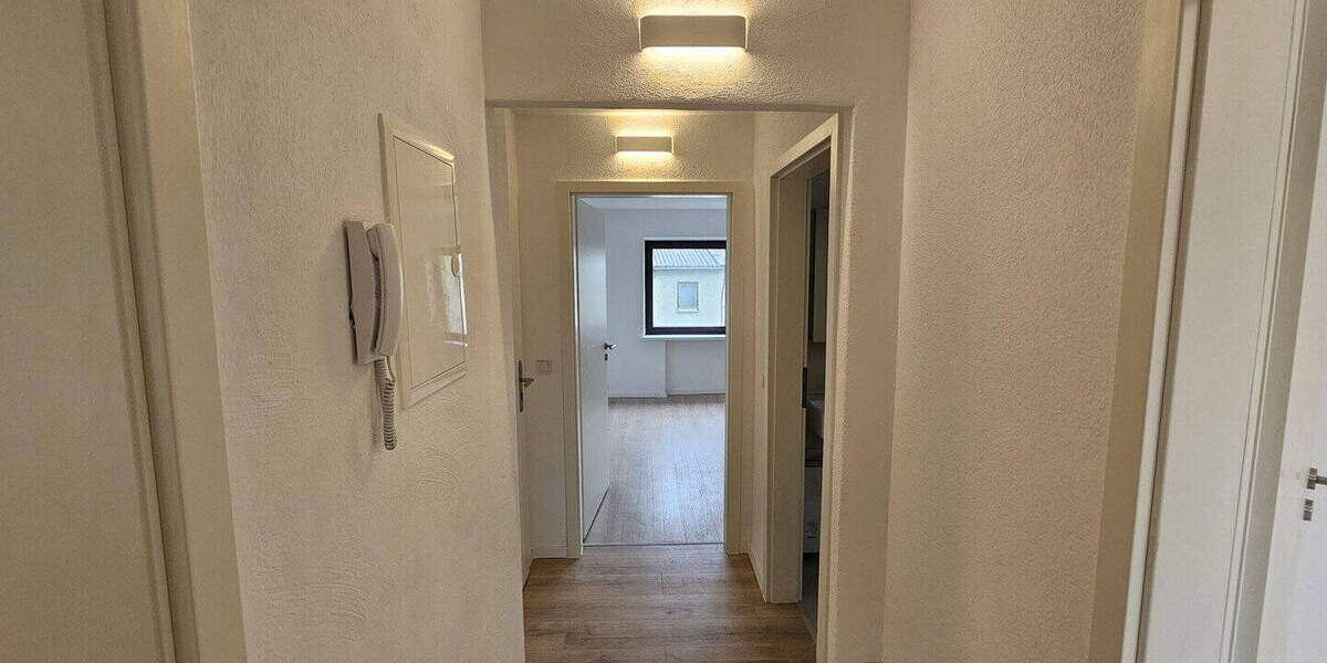 Etagenwohnung Schiffweiler - 3 Zimmer, 61 m&sup2;, 650&euro; | Angebot:26627743