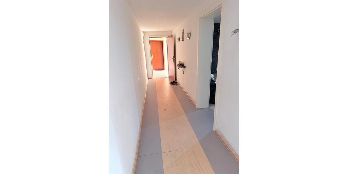 Etagenwohnung Schöneck - 2 Zimmer, 76 m&sup2;, 960&euro; | Angebot:25043535
