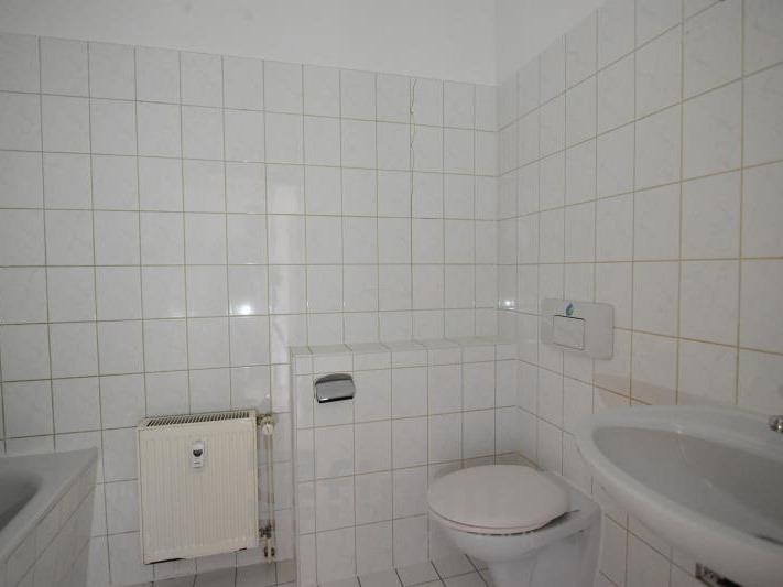 Dachgeschoßwohnung Meerane - 2 Zimmer, 50 m&sup2;, 274&euro; | Angebot:26296754