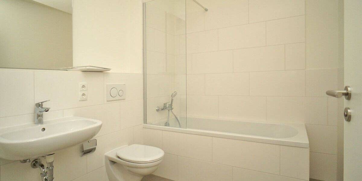 Etagenwohnung Dresden Johannstadt-Nord - 3 Zimmer, 74 m&sup2;, 1.095&euro; | Angebot:26080818