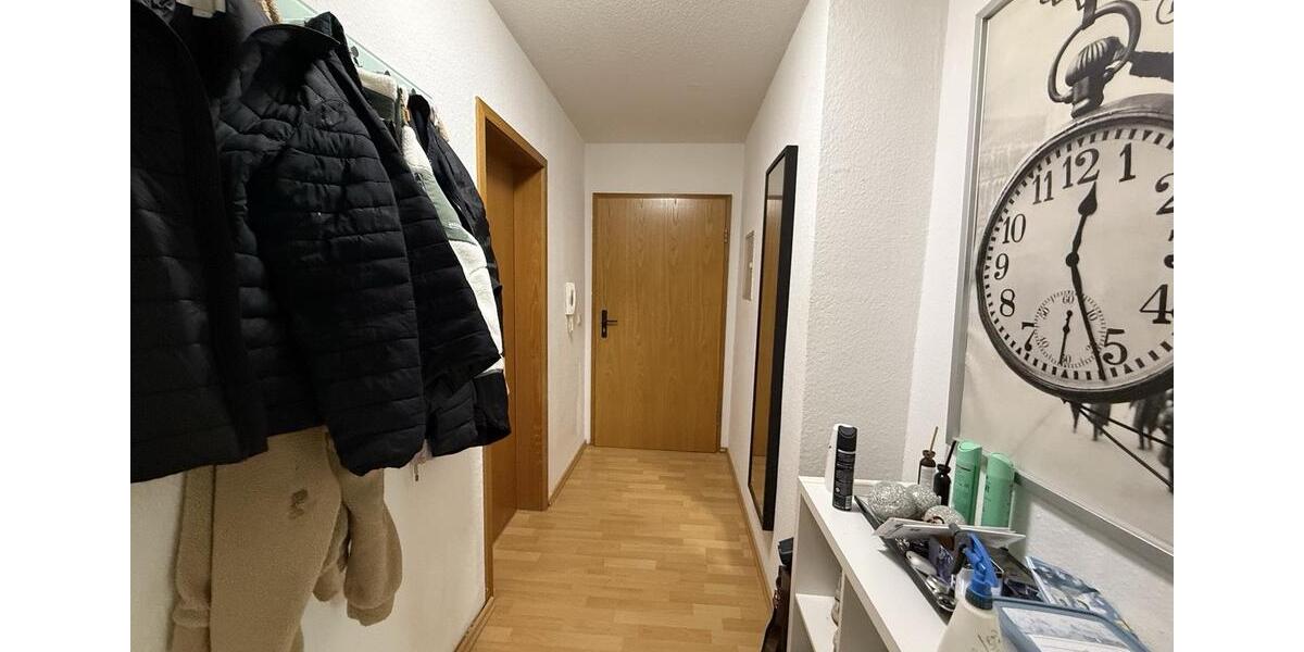 Dachgeschoßwohnung Lahnau - 2 Zimmer, 60 m&sup2;, 730&euro; | Angebot:26705414