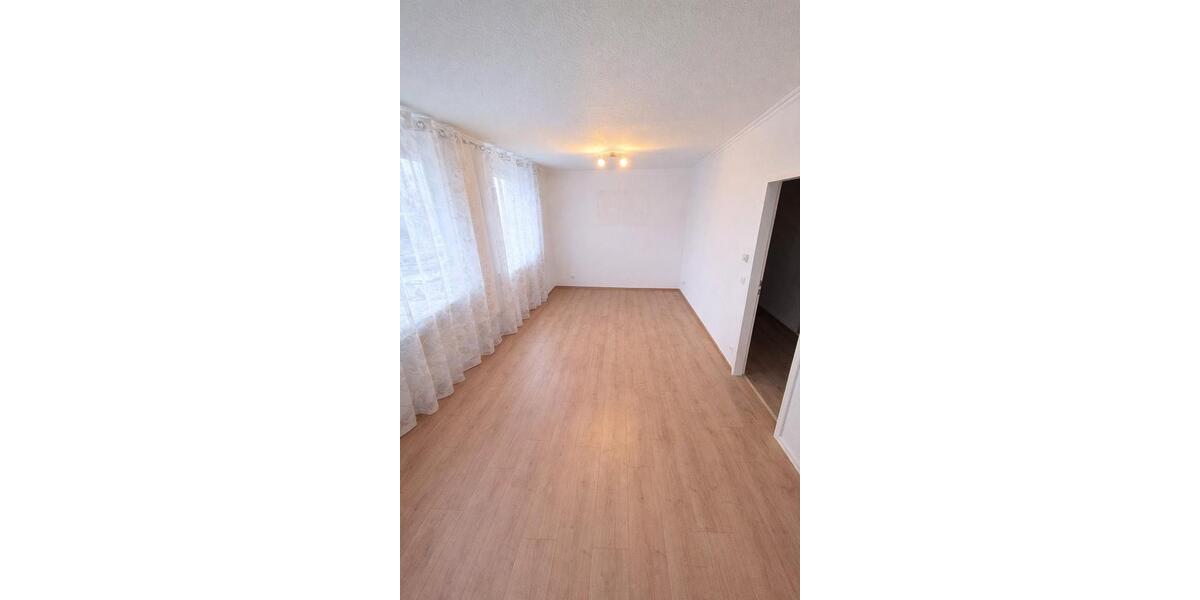 Erdgeschoßwohnung Lage - 2 Zimmer, 51 m&sup2;, 480&euro; | Angebot:25978312