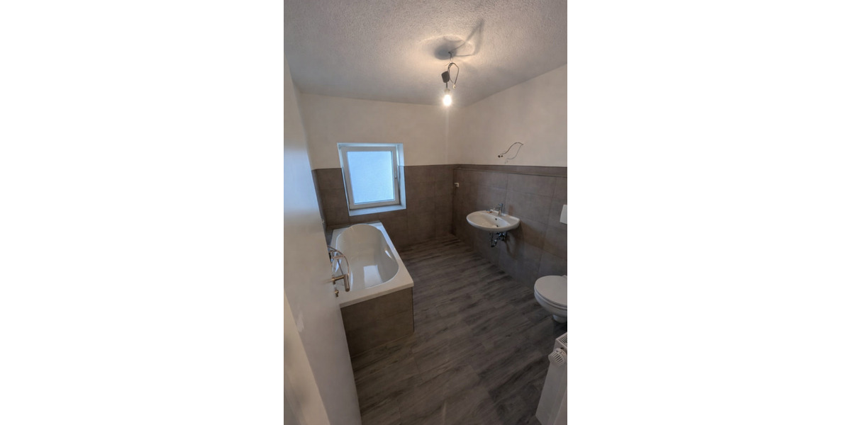 Hochparterre Grimma - 3 Zimmer, 75 m&sup2;, 550&euro; | Angebot:24982701