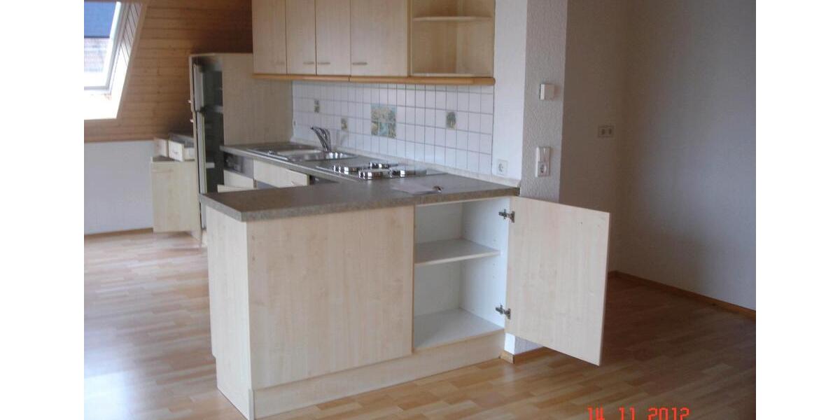 Dachgeschoßwohnung Steinwenden - 3 Zimmer, 90 m&sup2;, 700&euro; | Angebot:24711466