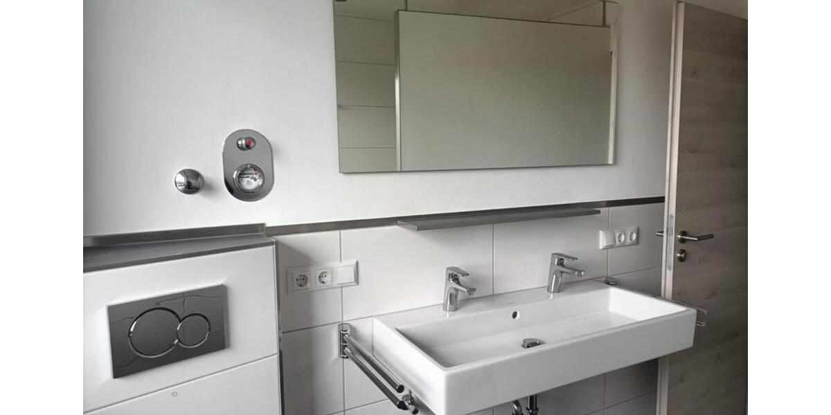 Dachgeschoßwohnung Rehau - 4 Zimmer, 92 m&sup2;, 732&euro; | Angebot:24793109