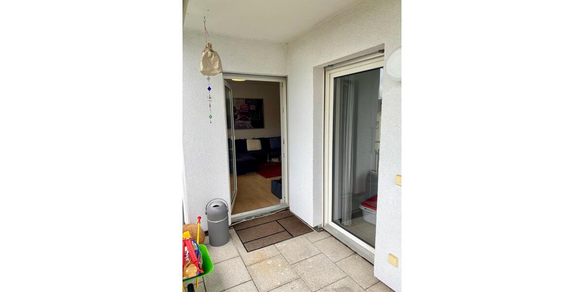 Sonnige 3-Zimmer-Wohnung mit Balkon in Südlage und Enzblick 3 zimmer