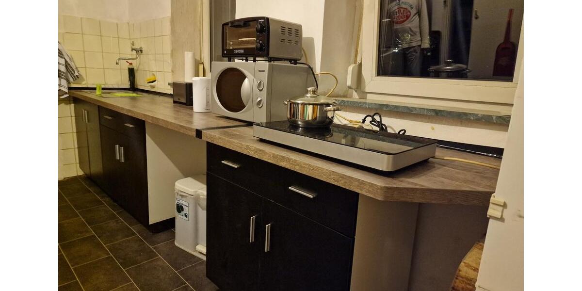 Wohnen auf Zeit Langenfeld (Rheinland) - 8 Zimmer, 150 m&sup2;, 550&euro; | Angebot:25550404