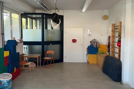 Ulm-Wiblingen: Vielseitige Gewerbeeinheit in ruhiger Lage