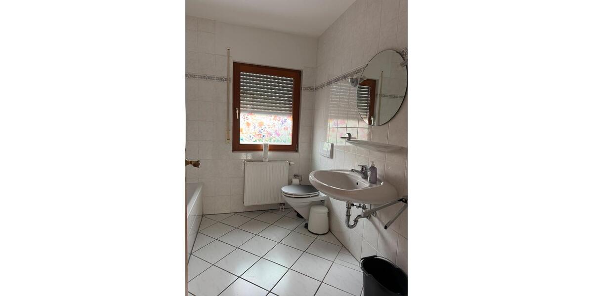 Bungalow Waldenburg - 3 Zimmer, 90 m&sup2;, 1.500&euro; | Angebot:24467018