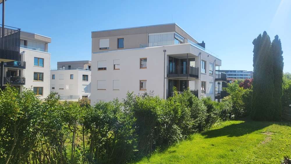 Etagenwohnung Friedrichshafen Niederholz - 3 Zimmer, 102 m&sup2;, 1.750&euro; | Angebot:27171407