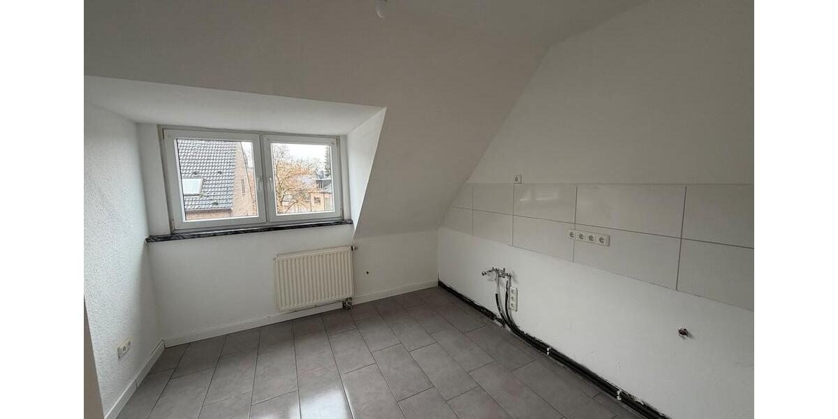 Maisonettenwohnung Mönchengladbach Süd - 4 Zimmer, 100 m&sup2;, 920&euro; | Angebot:25131212