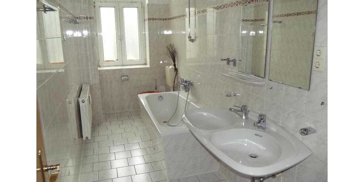 Etagenwohnung Coswig - 3 Zimmer, 89 m&sup2;, 515&euro; | Angebot:25000288