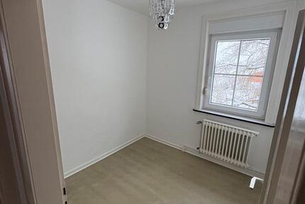 Wohnung Dassel - 5 Zimmer, 124 m&sup2;, 749&euro; | Angebot:26007340