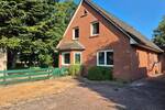 Attraktives Einfamilienhaus in ruhiger Lage mit großem Garten
