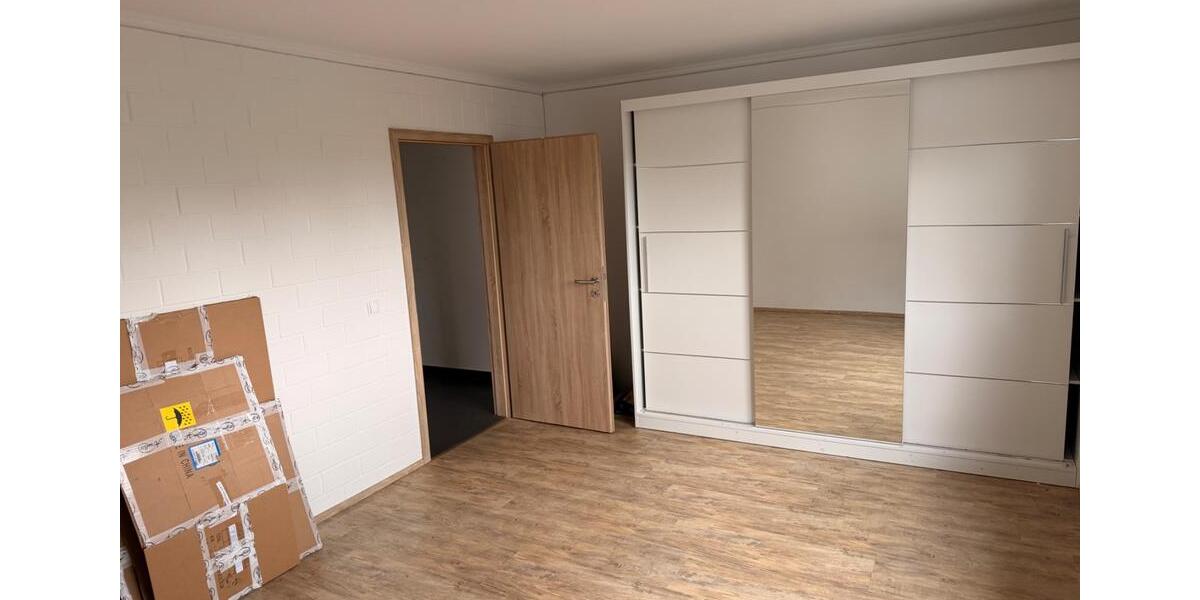 Erdgeschoßwohnung Gerolstein - 4 Zimmer, 120 m&sup2;, 900&euro; | Angebot:26618741