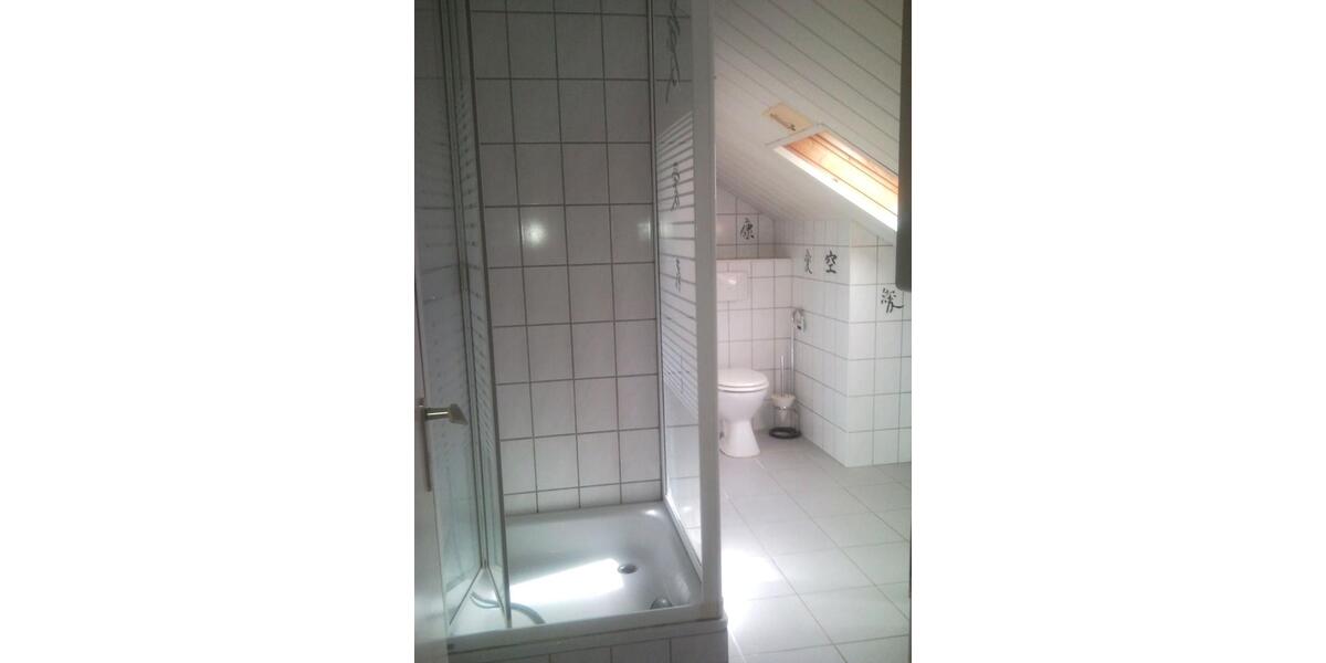 Dachgeschoßwohnung Rödelsee - 2 Zimmer, 49 m&sup2;, 270&euro; | Angebot:26134487