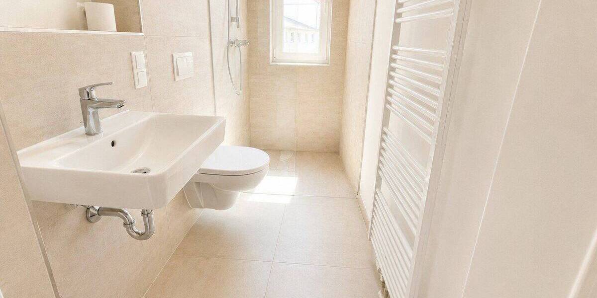 Etagenwohnung Stralsund Frankenvorstadt - 4 Zimmer, 82 m&sup2;, 1.075&euro; | Angebot:26831989