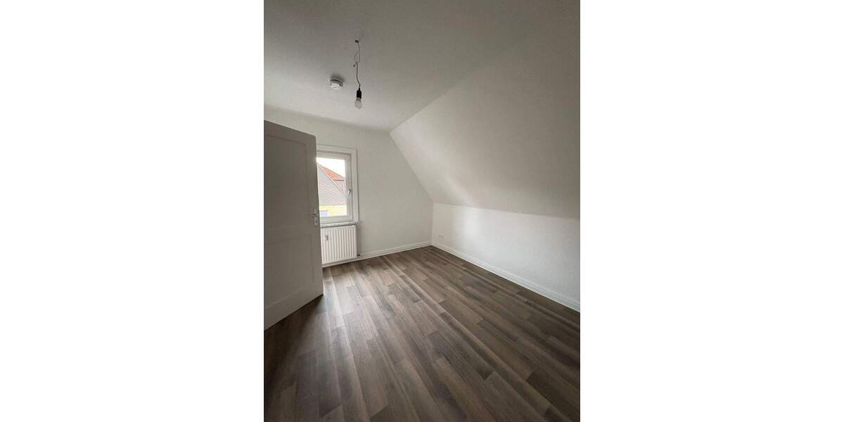 Etagenwohnung Bad Gandersheim Wrescherode - 3 Zimmer, 54 m&sup2;, 350&euro; | Angebot:25770400