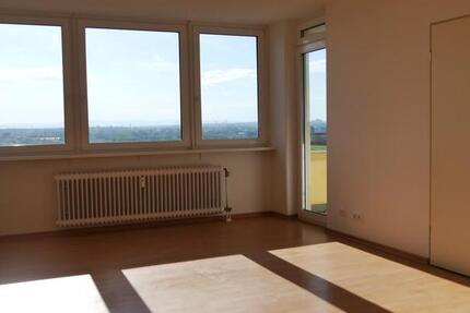 Schöne 2-Zimmer-Wohnung mit Balkon in Maintal-Bischofsheim zu vermieten