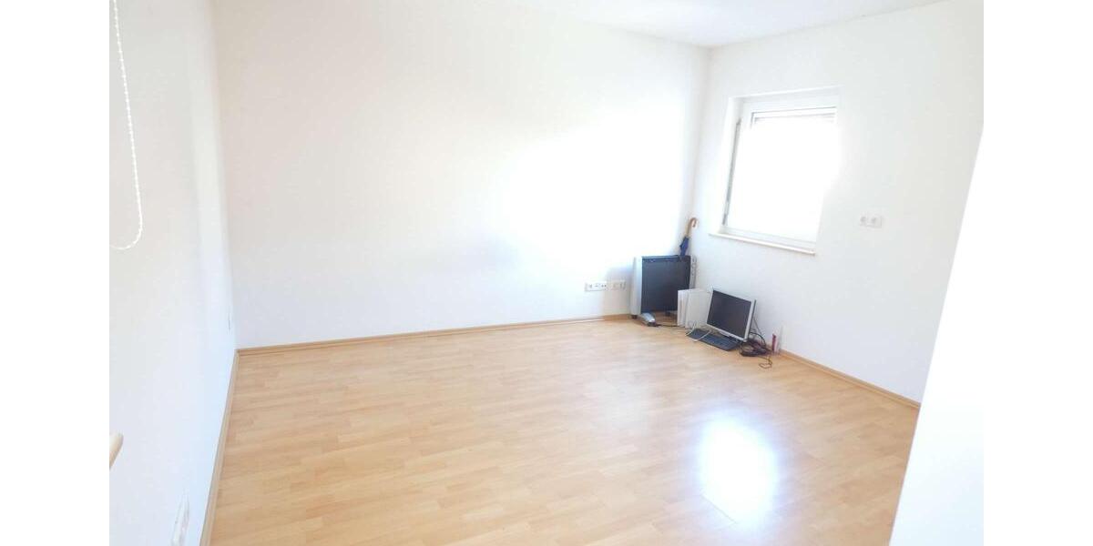 Helles 1-Zimmer-Appartement in Bahnhofsnähe in Rödental! 1 zimmer