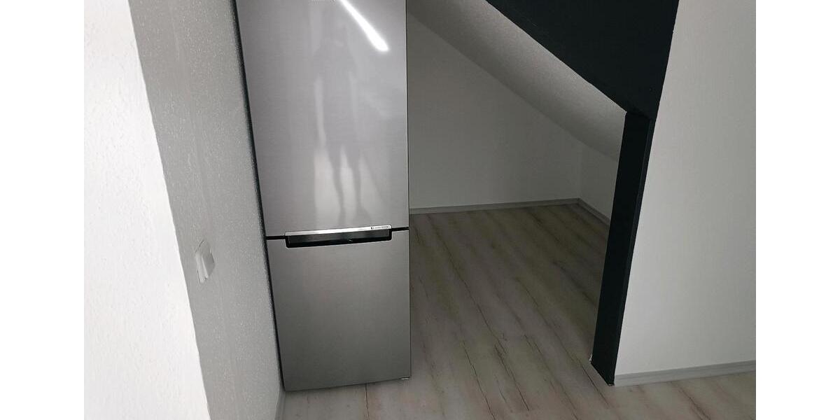 Dachgeschoßwohnung Regenstauf - 3 Zimmer, 60 m&sup2;, 900&euro; | Angebot:26635426