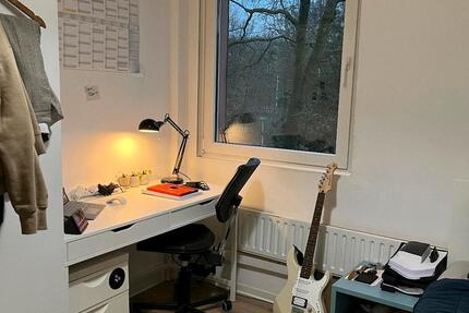 Wohnen auf Zeit Bochum Laer - 1 Zimmer, 15 m&sup2;, 489&euro; | Angebot:24983409