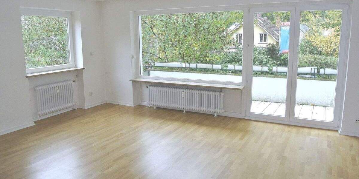 Etagenwohnung Hamburg Rissen - 3 Zimmer, 122 m&sup2;, 1.690&euro; | Angebot:25111800