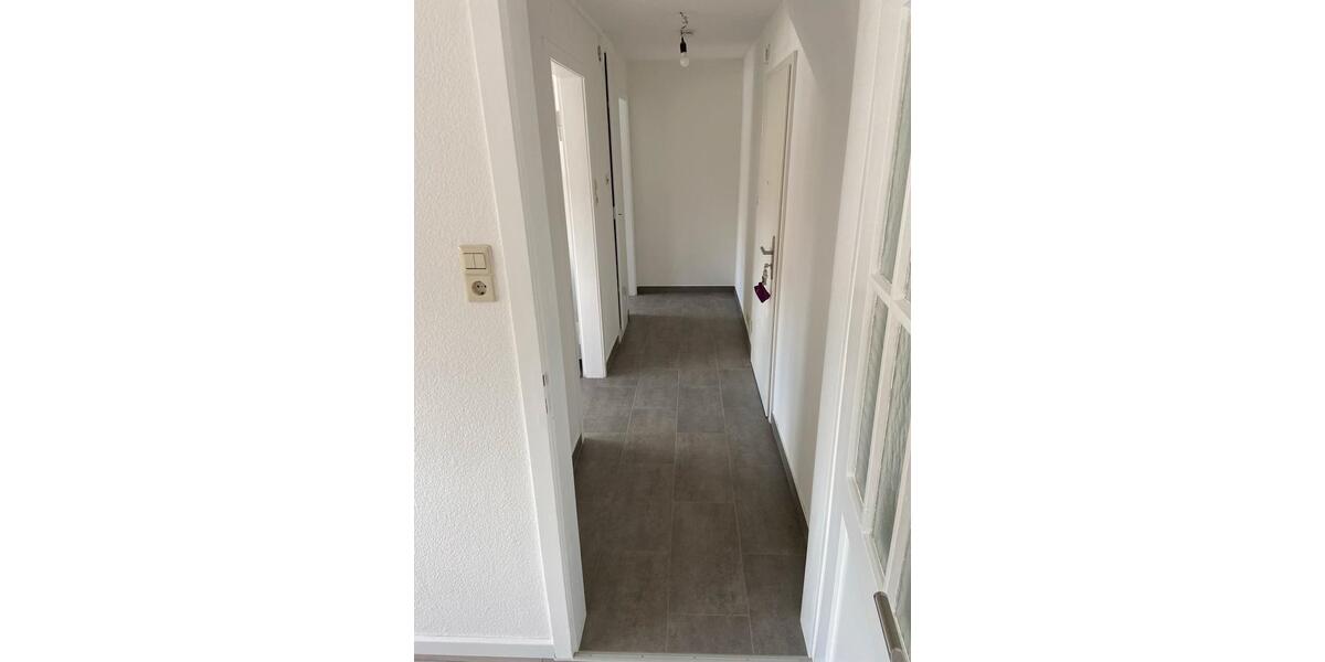 2 Zimmer Wohnung, renoviert, Stuttgart-Mühlhausen 2 zimmer