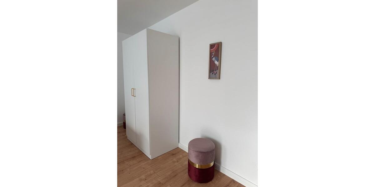 Wohnen auf Zeit Hannover Vahrenwald-List - 1 Zimmer, 42 m&sup2;, 1.190&euro; | Angebot:26043085