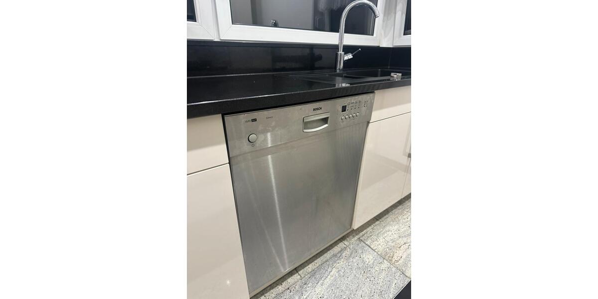 Etagenwohnung Karlsruhe Beiertheim-Bulach - 4 Zimmer, 92 m&sup2;, 1.600&euro; | Angebot:25964376