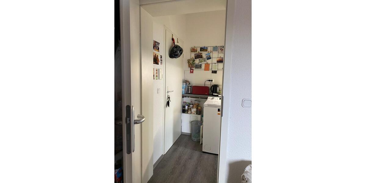 Dachgeschoßwohnung Göttingen Oststadt - 1 Zimmer, 20 m&sup2;, 300&euro; | Angebot:26232228