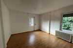 Schicke 4-Zimmer-Wohnung mit 2 Balkonen nähe Kurpark zimmer