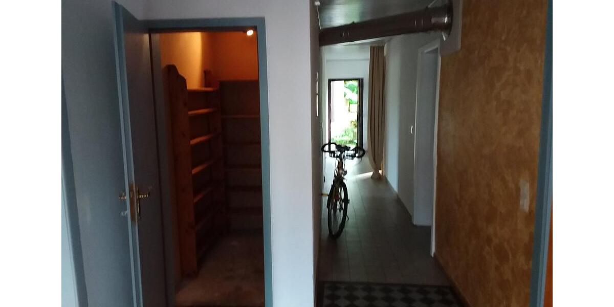 Erdgeschoßwohnung Uslar - 3 Zimmer, 120 m&sup2;, 650&euro; | Angebot:25869737