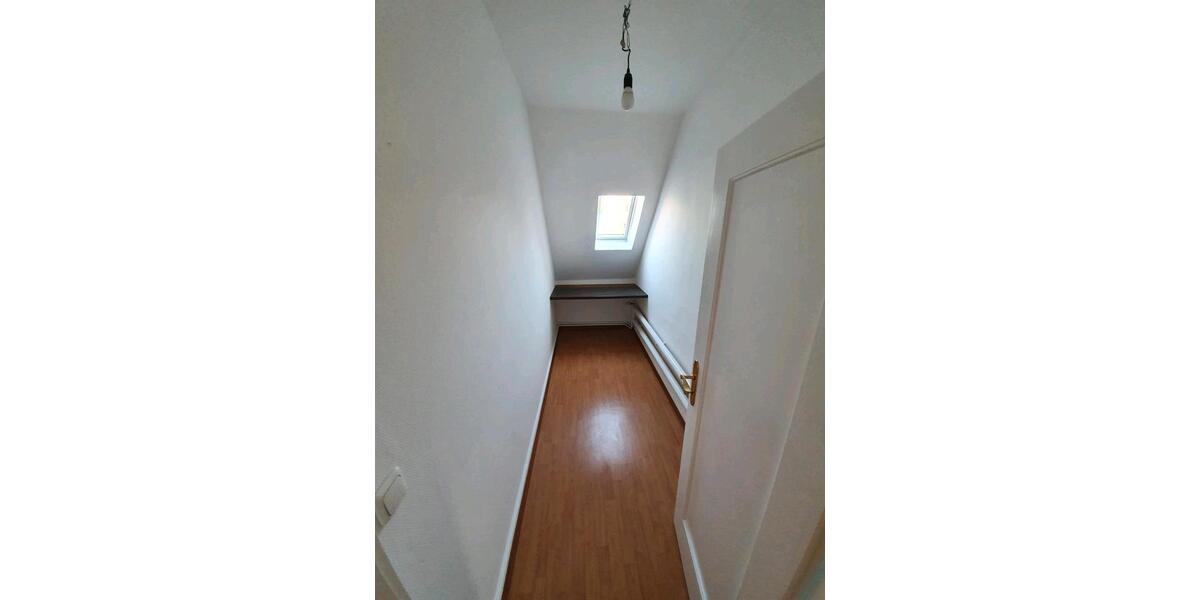 Dachgeschoßwohnung Osnabrück - 4 Zimmer, 112 m&sup2;, 1.850&euro; | Angebot:26579192