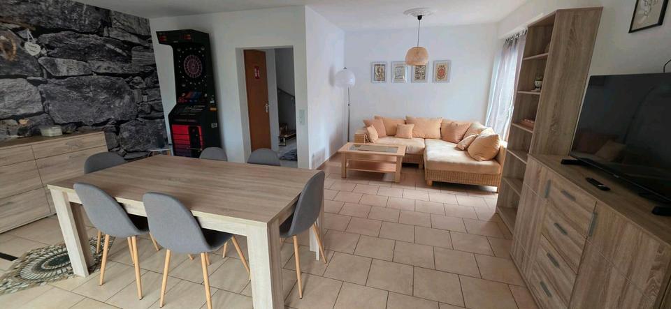 Wohnen auf Zeit Delmenhorst - 4 Zimmer, 130 m&sup2;, 35&euro; | Angebot:23729636