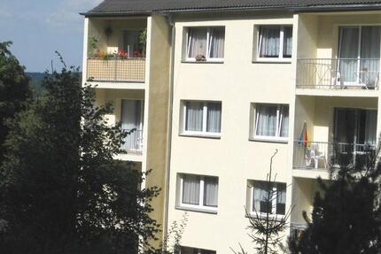 Wohnung Sangerhausen - 4 Zimmer, 70 m&sup2;, 350&euro; | Angebot:26443160
