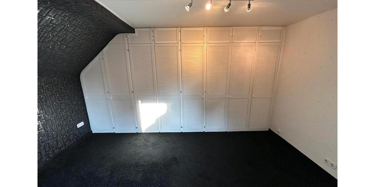 Reihenhaus Alsdorf - 4 Zimmer, 81 m&sup2;, 820&euro; | Angebot:25022703