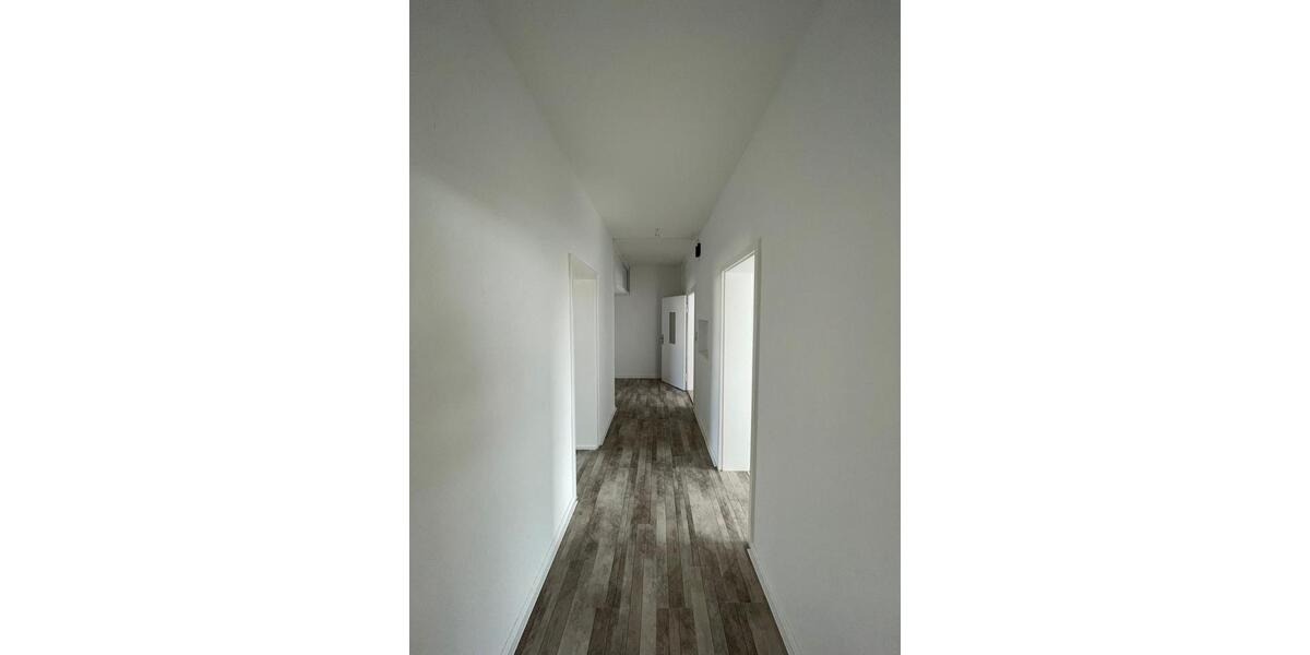 Etagenwohnung Helmstedt - 3 Zimmer, 89 m&sup2;, 550&euro; | Angebot:25650320