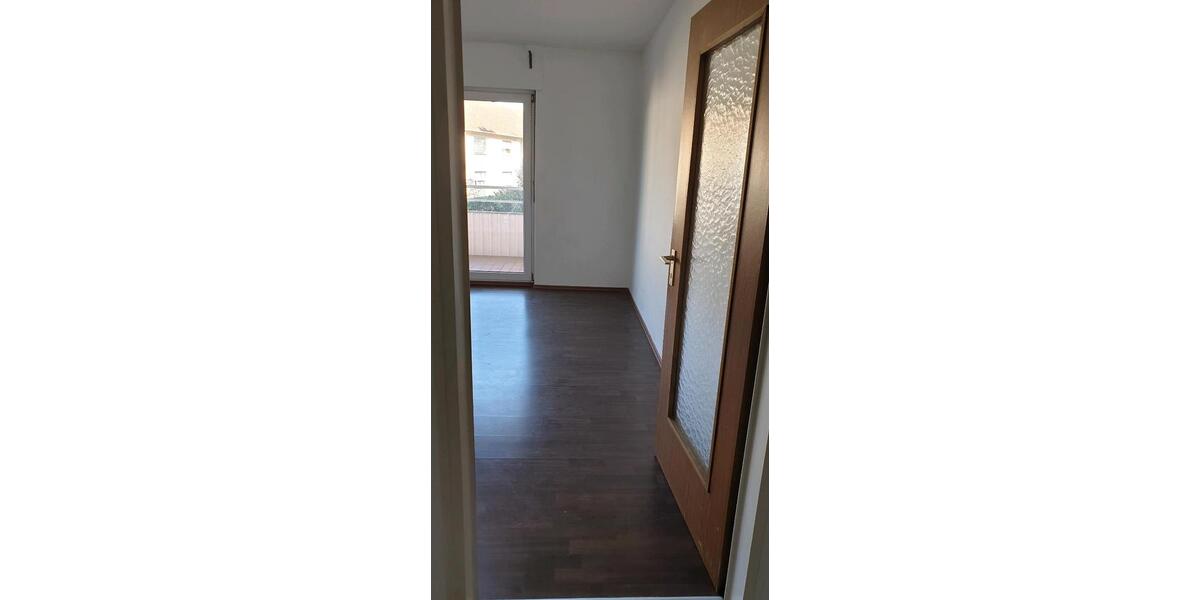 Etagenwohnung Saarbrücken Dudweiler - 2 Zimmer, 50 m&sup2;, 400&euro; | Angebot:26045005