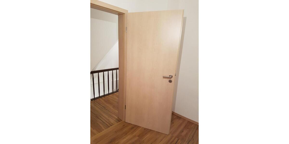 Wohnen auf Zeit Albstadt - 4 Zimmer, 137 m&sup2;, 1.053&euro; | Angebot:24599244