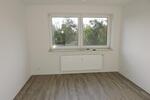 Renovierte 3-Zimmer- Wohnung mit großem Balkon frei!